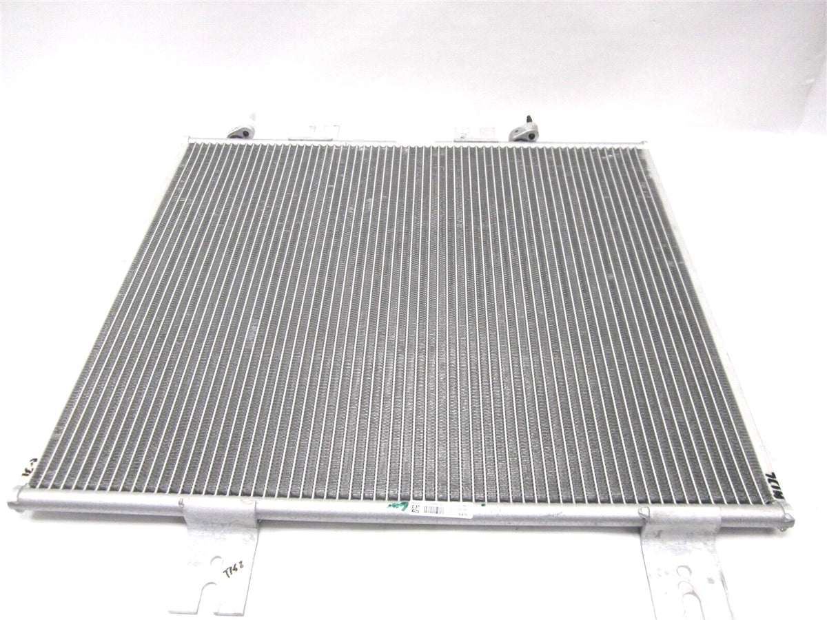 Condenser for International 4000 Series (2007–2010) 8C4Z-19712-AA