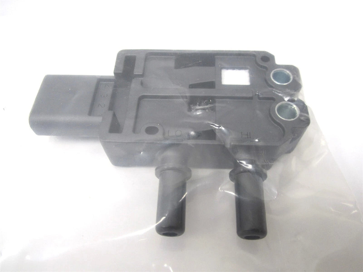 Pressure Sensor for International MaxxForce 7 (2010–2015) 2511472C1 2871960 Q229822