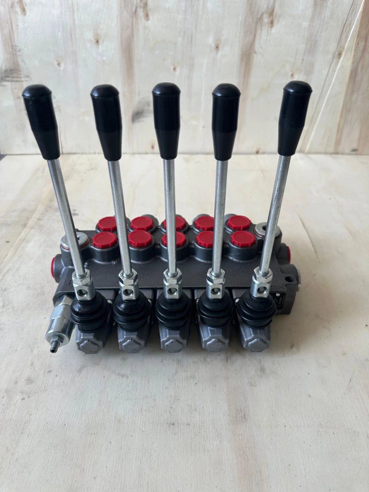 Hydraulic Monoblock Control Valve 21 GPM for TORA