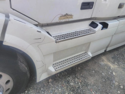 Left Side Fairing for Volvo VNL (2011)