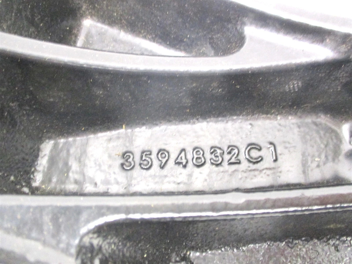 Mounting Bracket for International High Cab (3594832C1, 3547956C3)