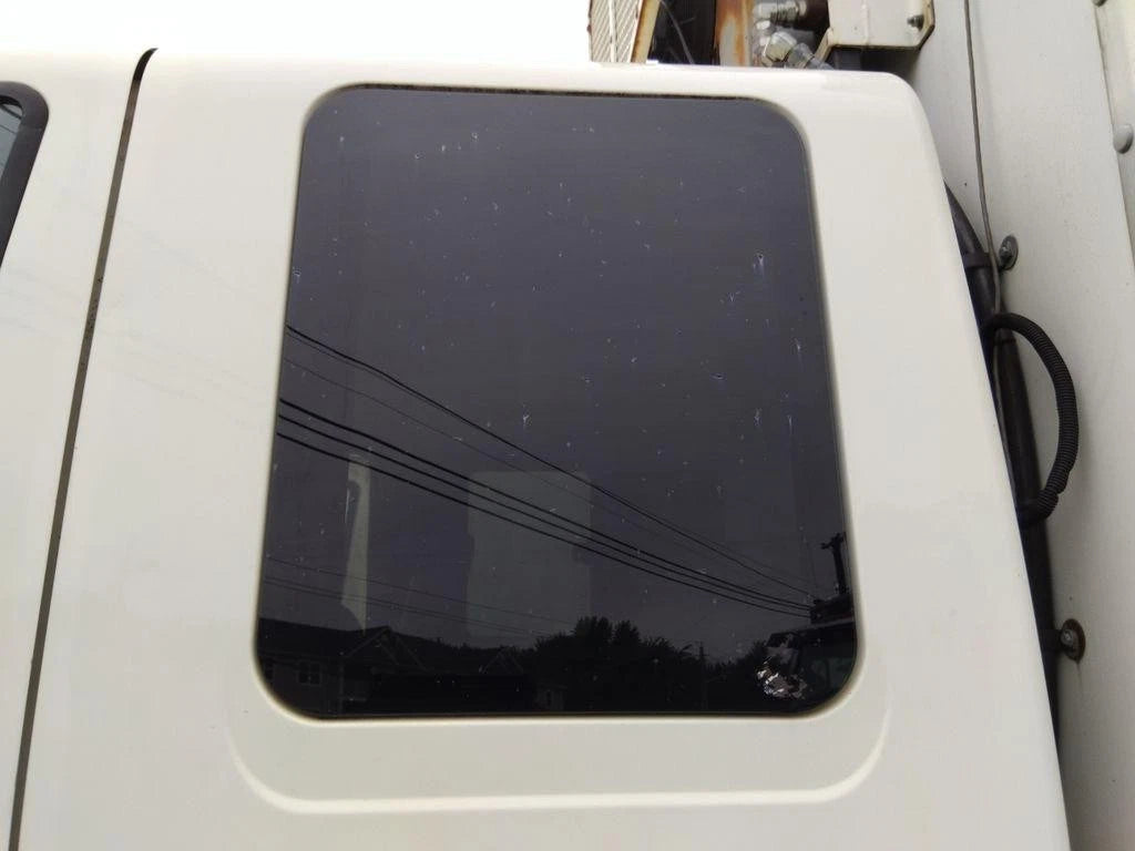 Back Glass for International 4300 (2014)