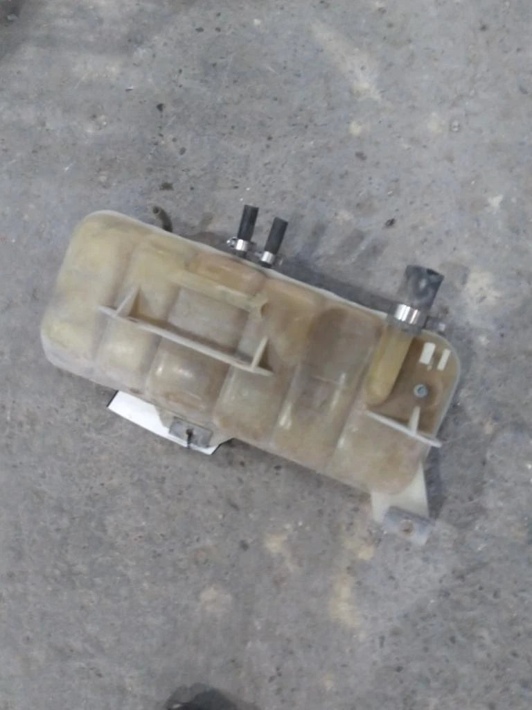 Radiator Overflow Tank for Volvo VNL (2000)