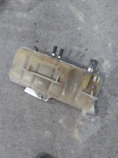 Radiator Overflow Tank for Volvo VNL (2000)