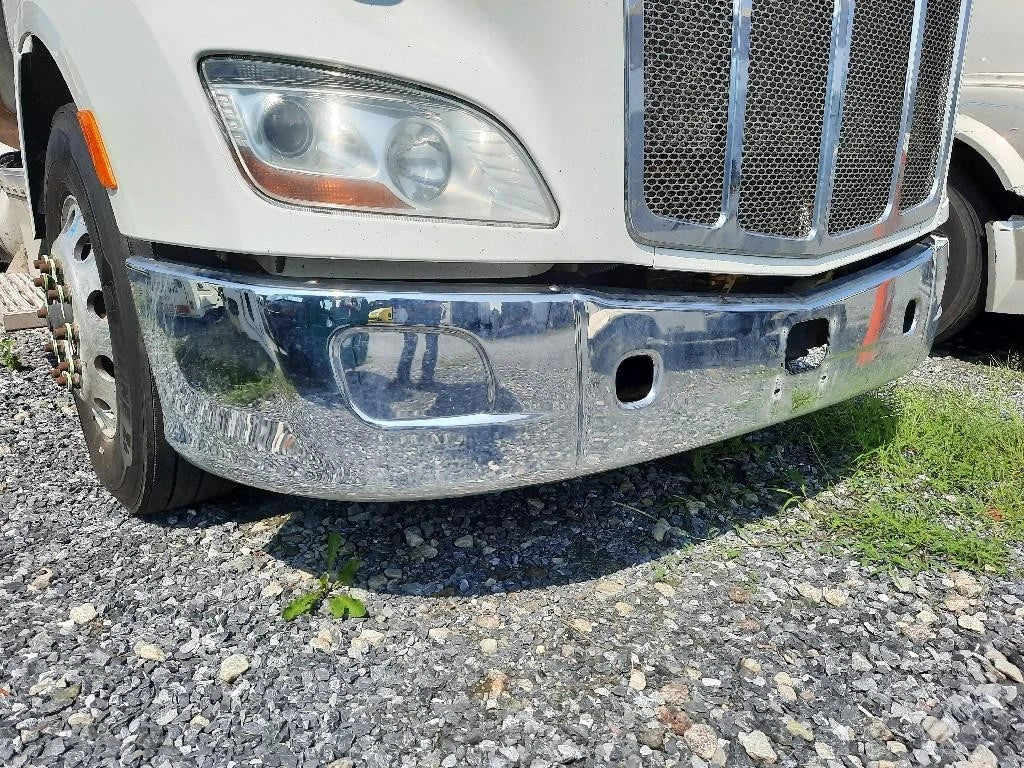 Bumper for Peterbilt 579 (2013–2022)