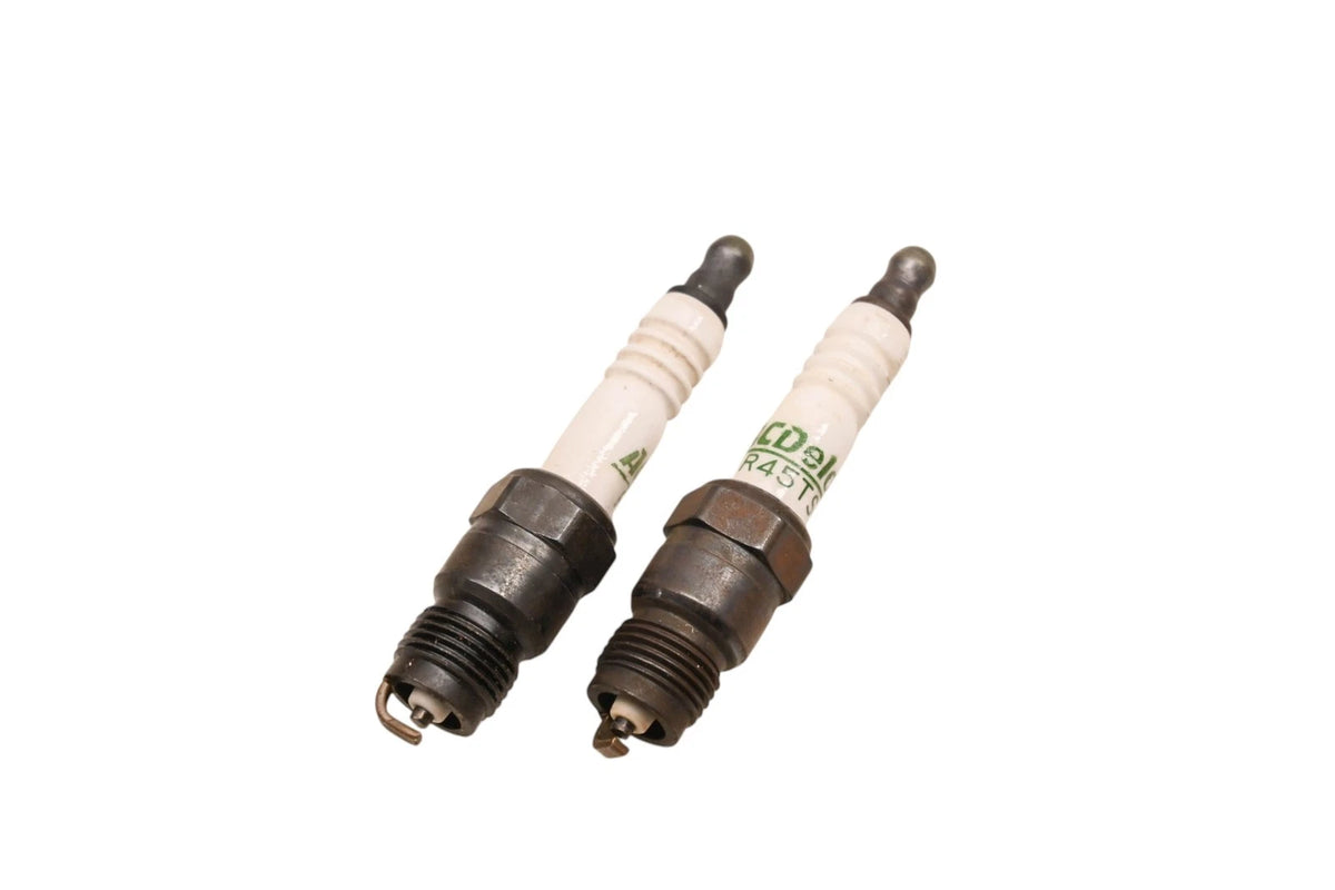 2X ACDelco R45TS Spark Plugs for (NOS)