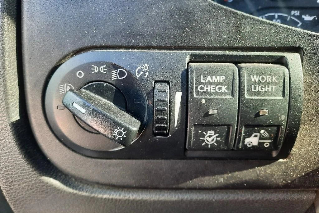 Headlight Switch for International LT (2023) - Replaces 4080940C2