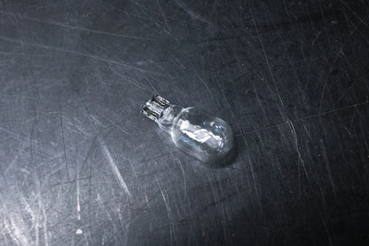 Bulb Assembly for Ford (F67Z-13468-BA)