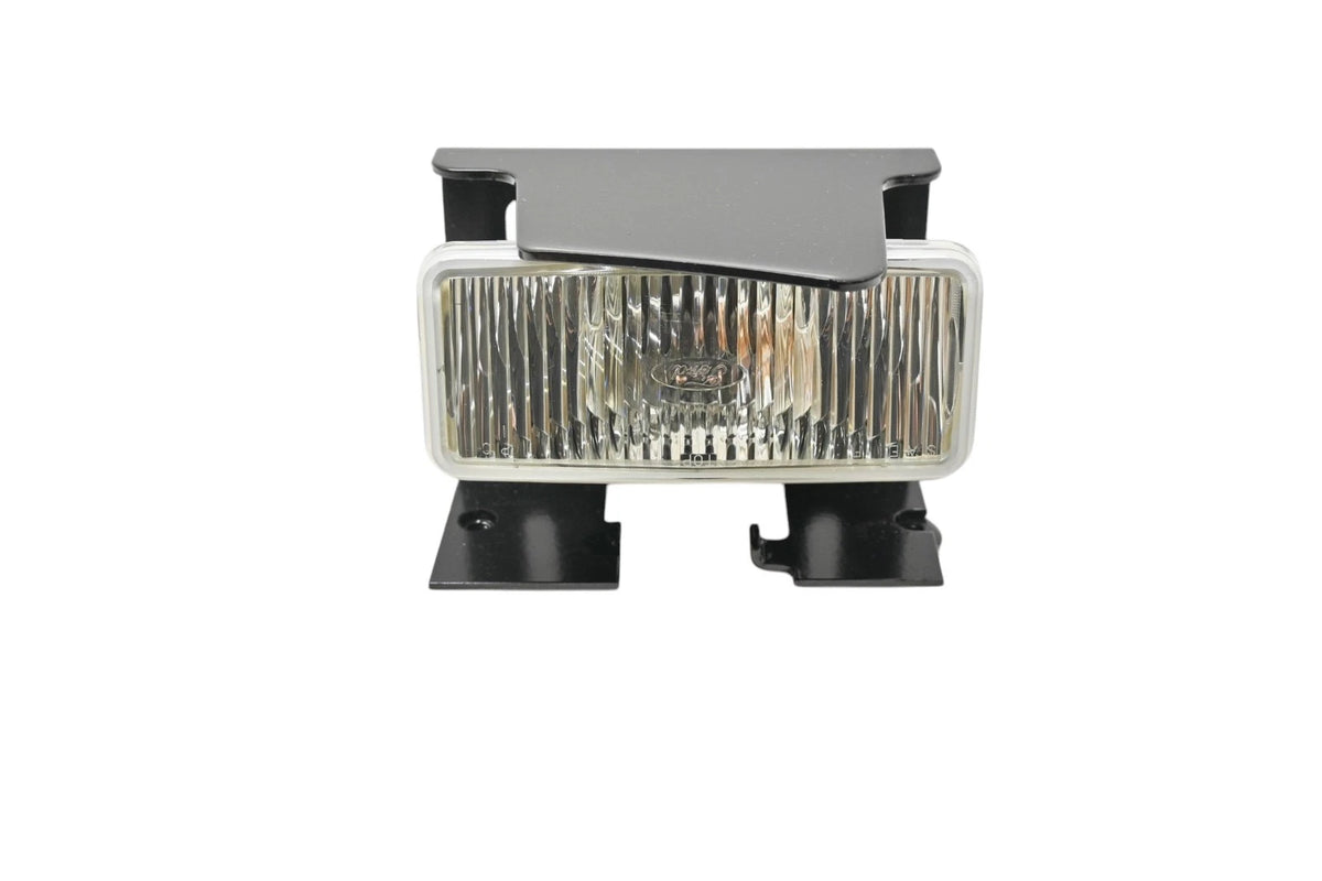 Fog Light Assembly for Ford (F78Z-15201-AA)