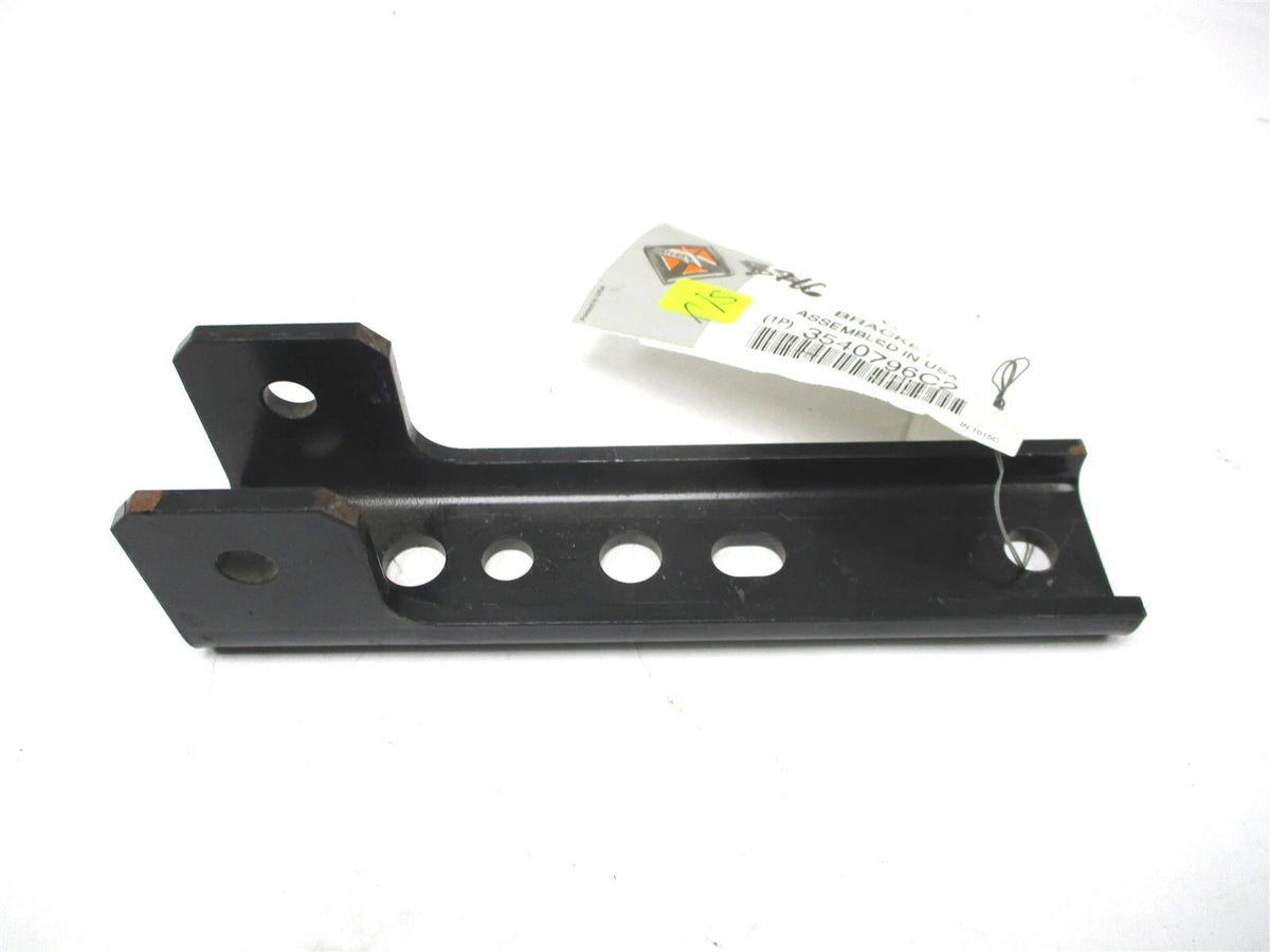 Hood Stop Mounting Bracket for International (3540796C1, 3540796C2)