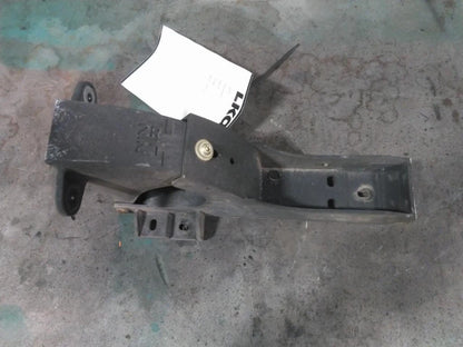 Fairing Bracket Right for Freightliner Cascadia 125 (2016)