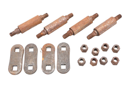 Moog MS508 Front Shackle Kit for