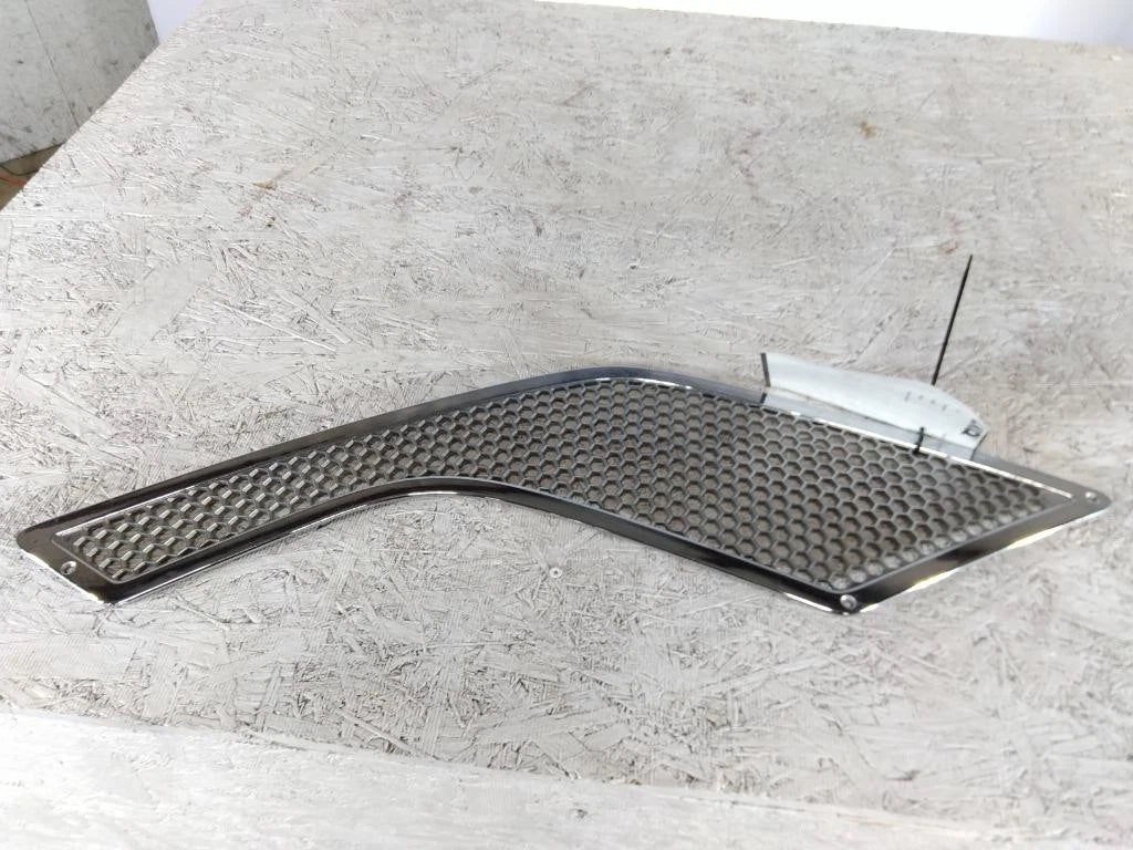 Air Intake Louver/Cover for Volvo VNL (2017)