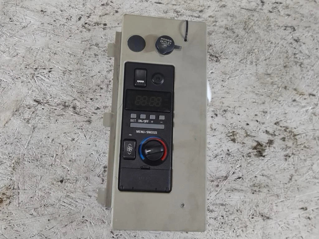 Temperature Control for Volvo VNL (2007)