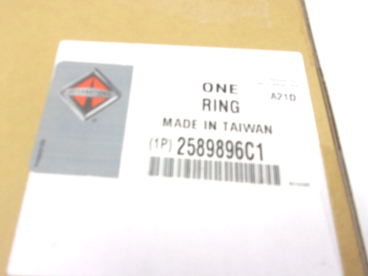 Retainer Ring for International 7300 7500 7600 7700 (2000–2005) 2589896C1