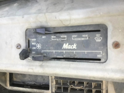 Temperature Control for Mack DM690 (1995)