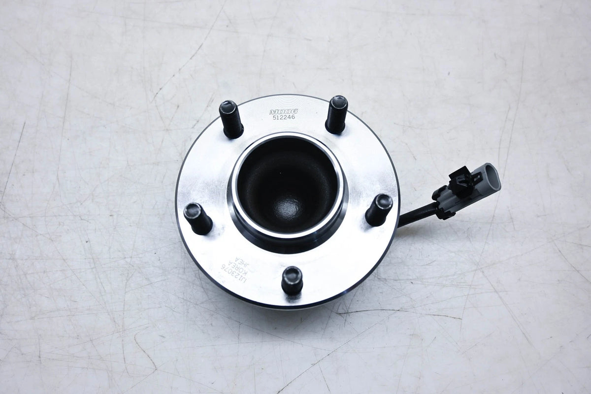 Moog 512246 Wheel Bearing and Hub Assembly for