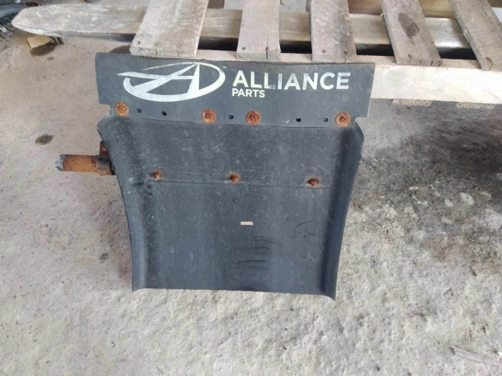Rear Quarter/Half Fender for Freightliner Cascadia 125 (2009) Right