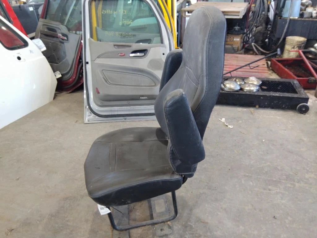 Front Seat for International LT (2020)