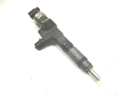 Fuel Injector for Kubota V2607 (1J707-53070, 1J707-53074, 02B 50054, 1J707-53051)
