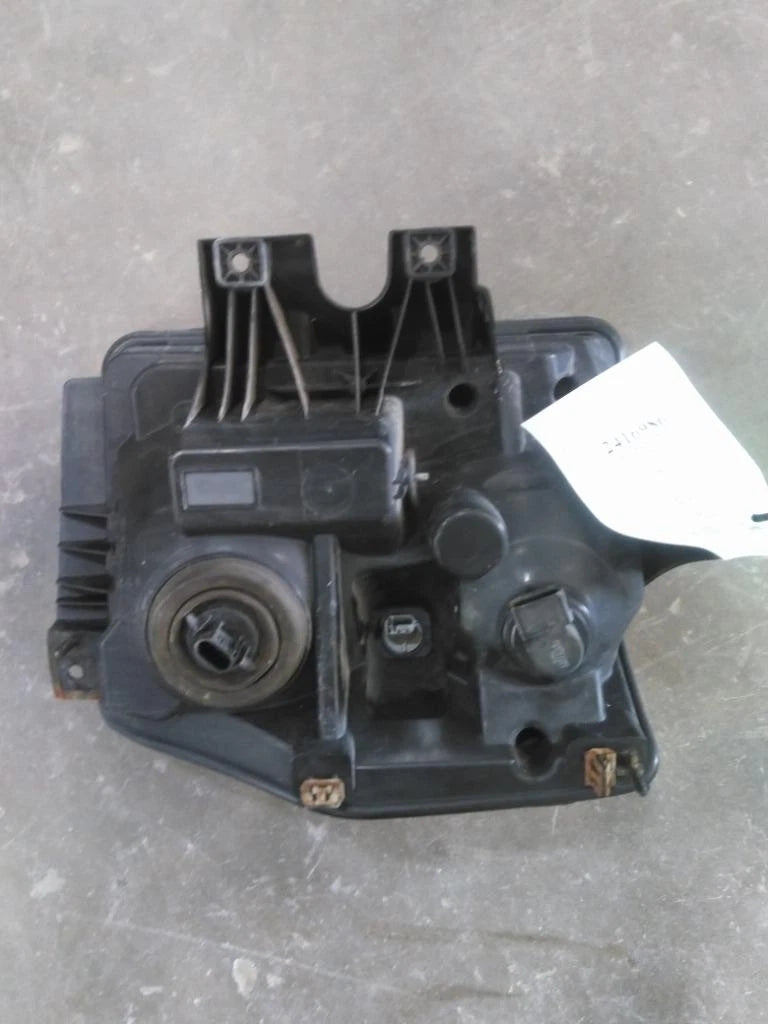 Headlight for Ford F550SD (2009) Right MN