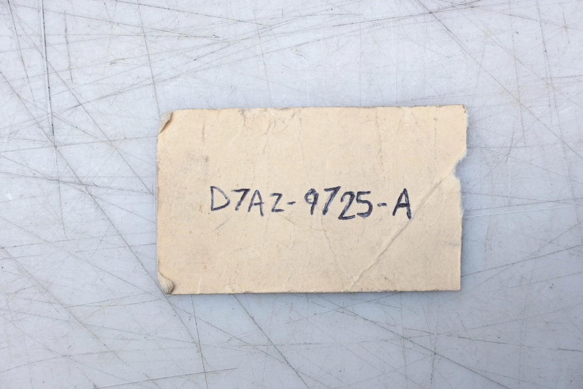 Accelerator Pedal Assembly for Ford (D7AZ-9725-A) (NOS)