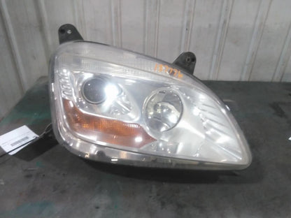 Headlight Right for Peterbilt 579 (2012–2021) MD