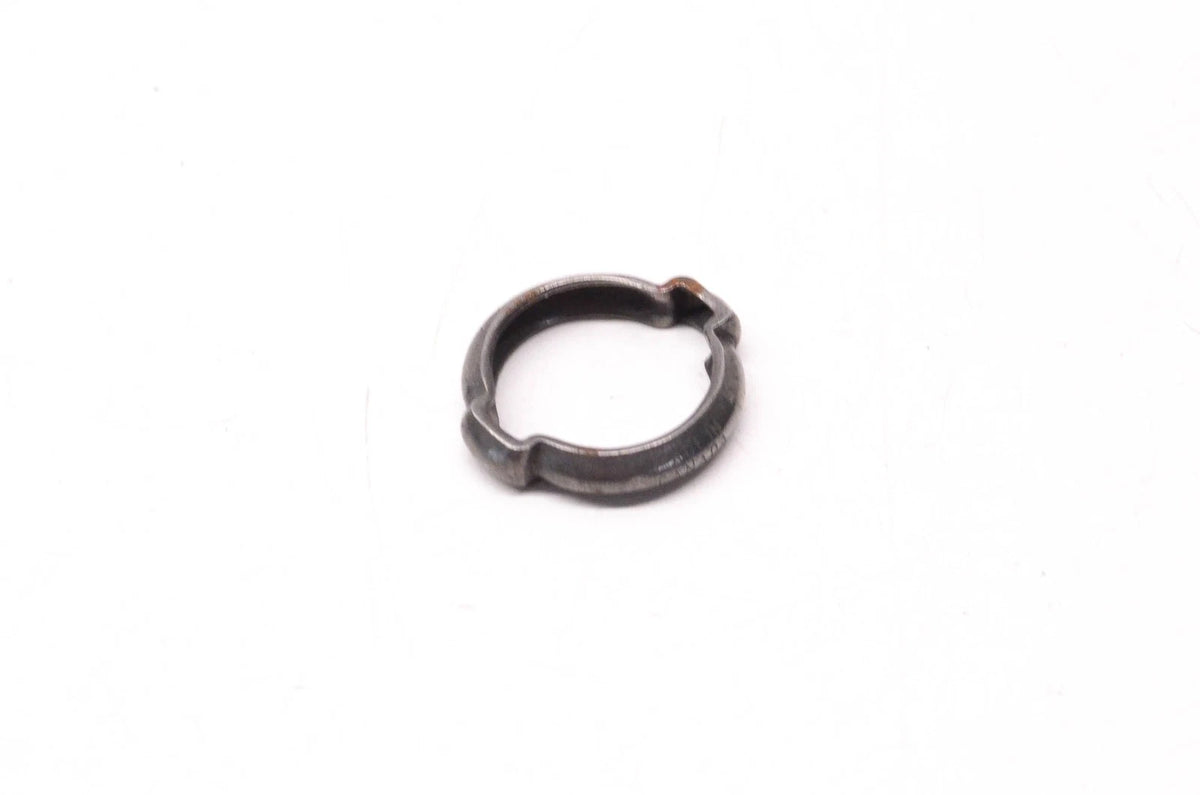 Cooler Tube Outlet Clamp for Ford (D84Y-9F481-A, D84Y-9F481-B)