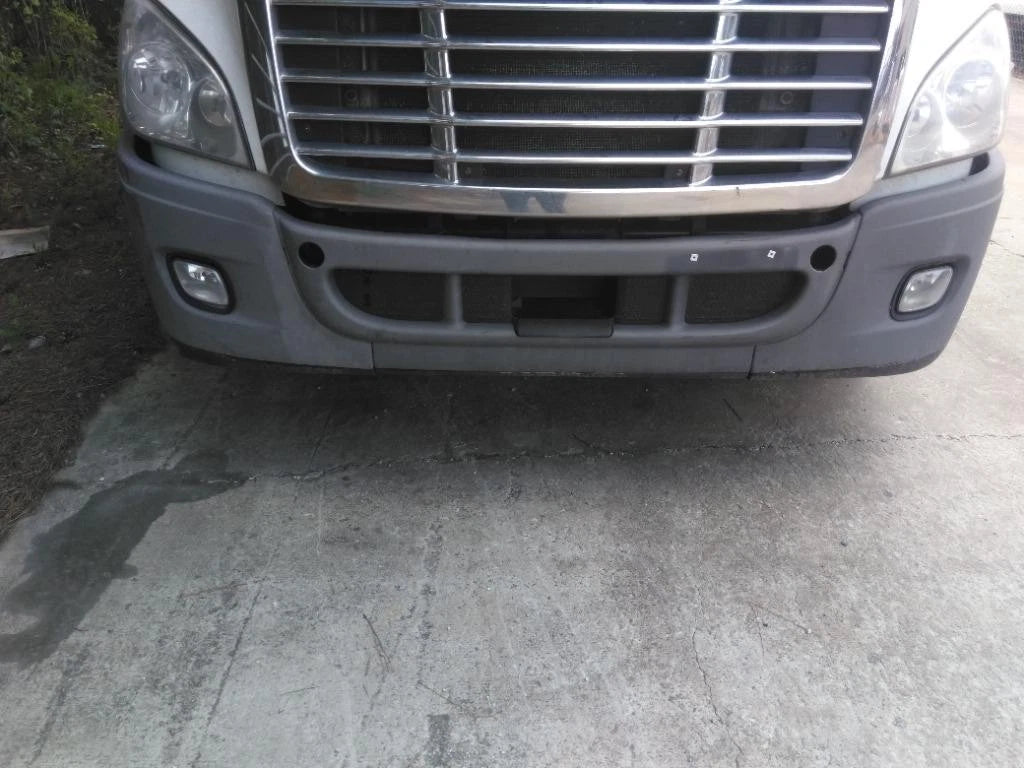 Bumper for Freightliner Cascadia 125 (2018–2023)