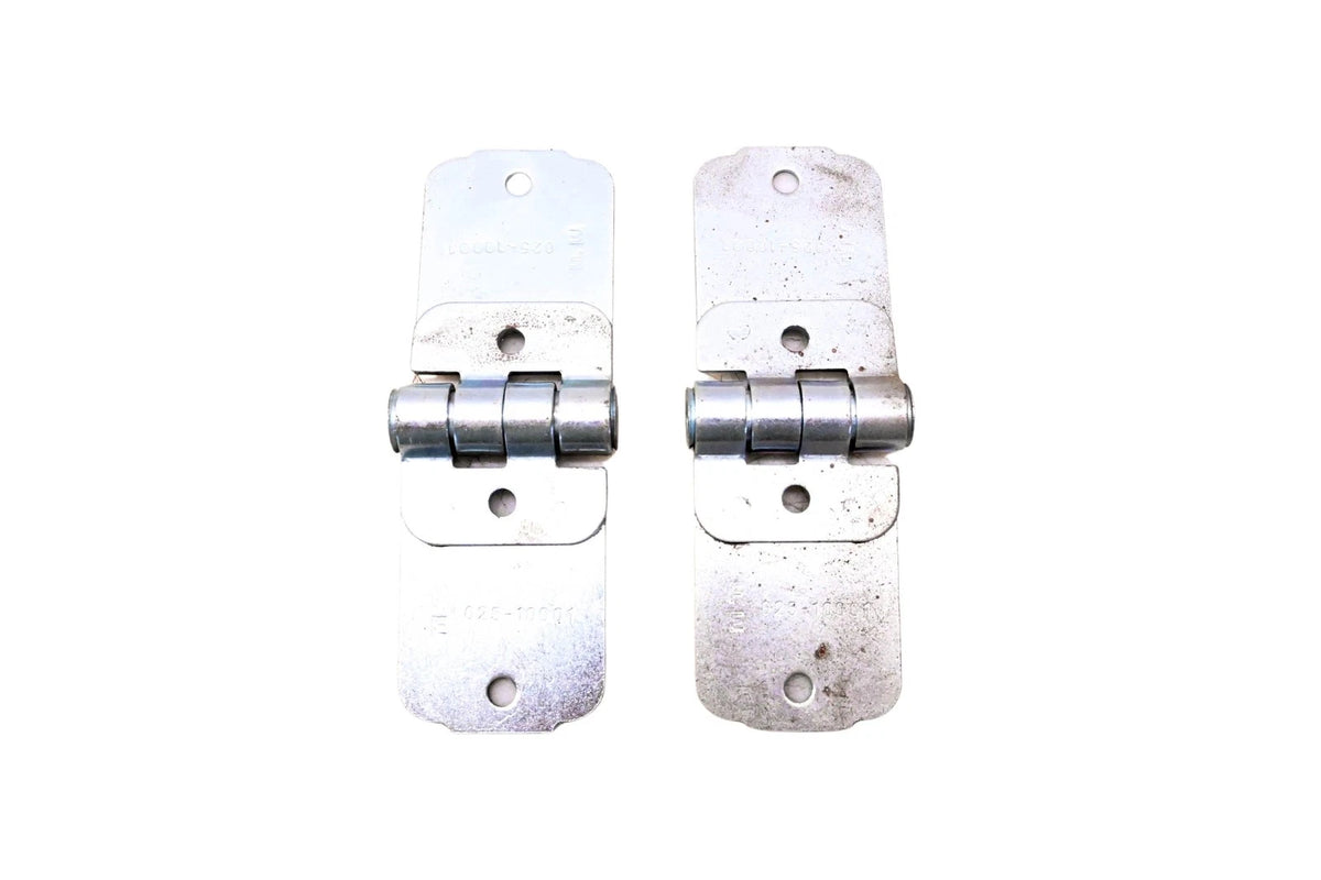 Set of 2 Door Hinges for Fleet Engineers (025-10001)