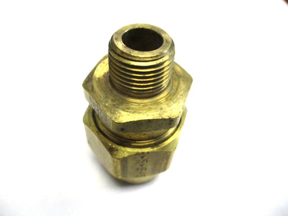 Air Hose Fitting 3/8"-18 NPTF for International (574897C91)
