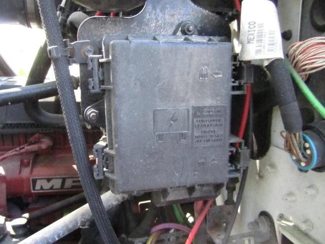 Fuse Box for Mack Anthem (2019) - Replaces 2312202802