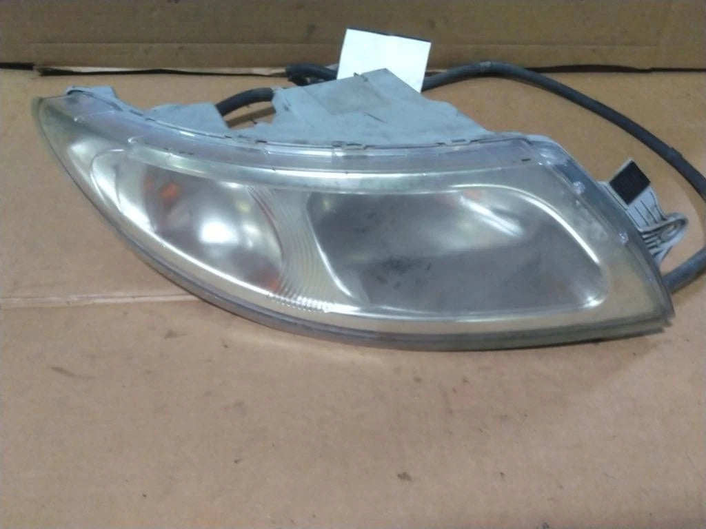 Headlight Right for International 4300 (2018)
