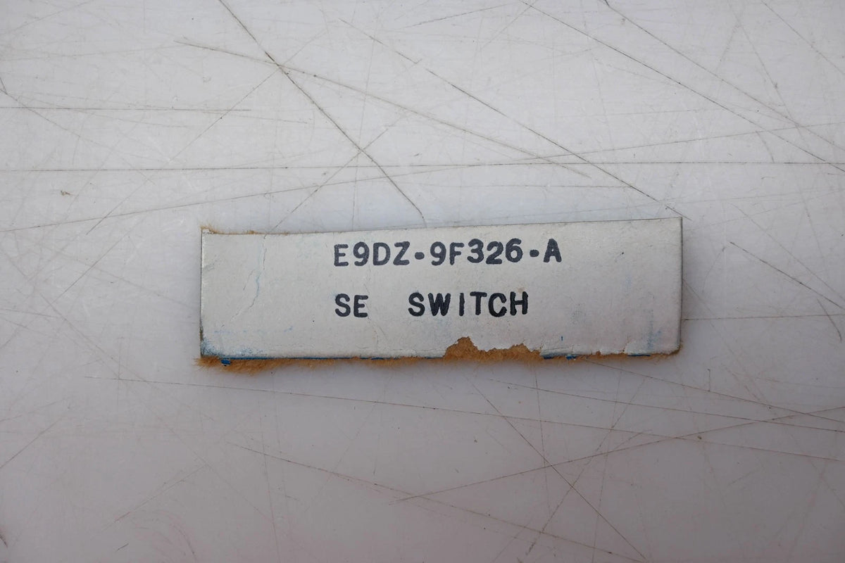 Switch Assembly for Ford (E9DZ-9F326-A)