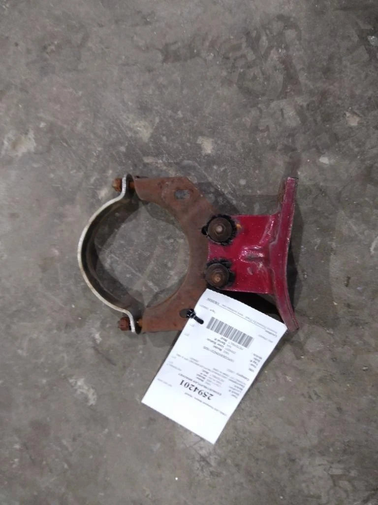 Exhaust Bracket for Peterbilt 377 (1992) - Replaces 14-12998