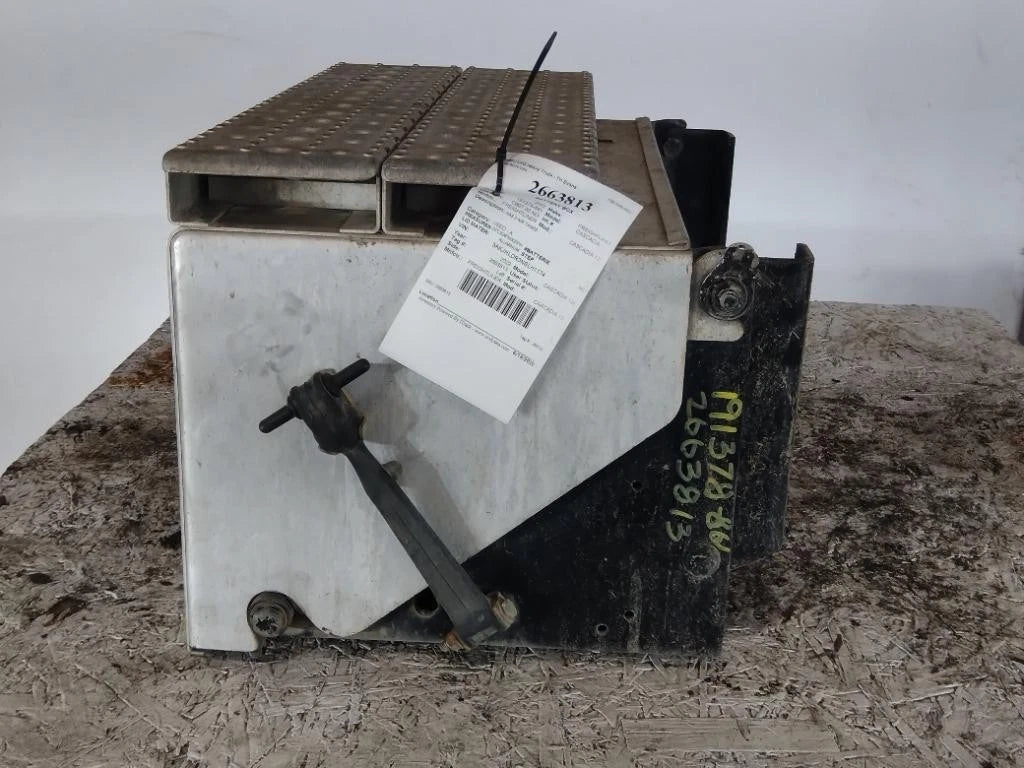 Battery Box for Freightliner Cascadia 126 (2022)