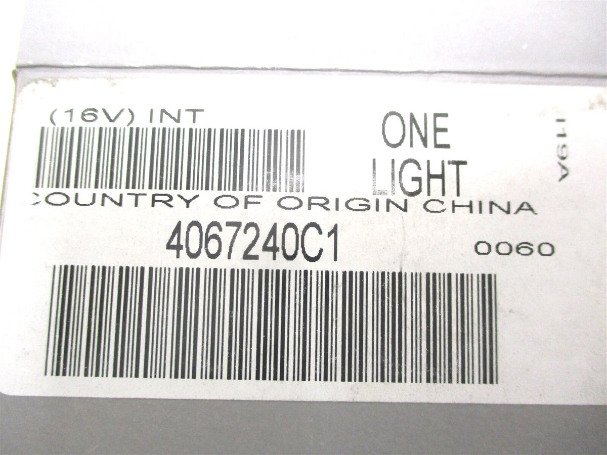 LED Red Bus Body Marker Light for International (4067240C1, 2209435C2)
