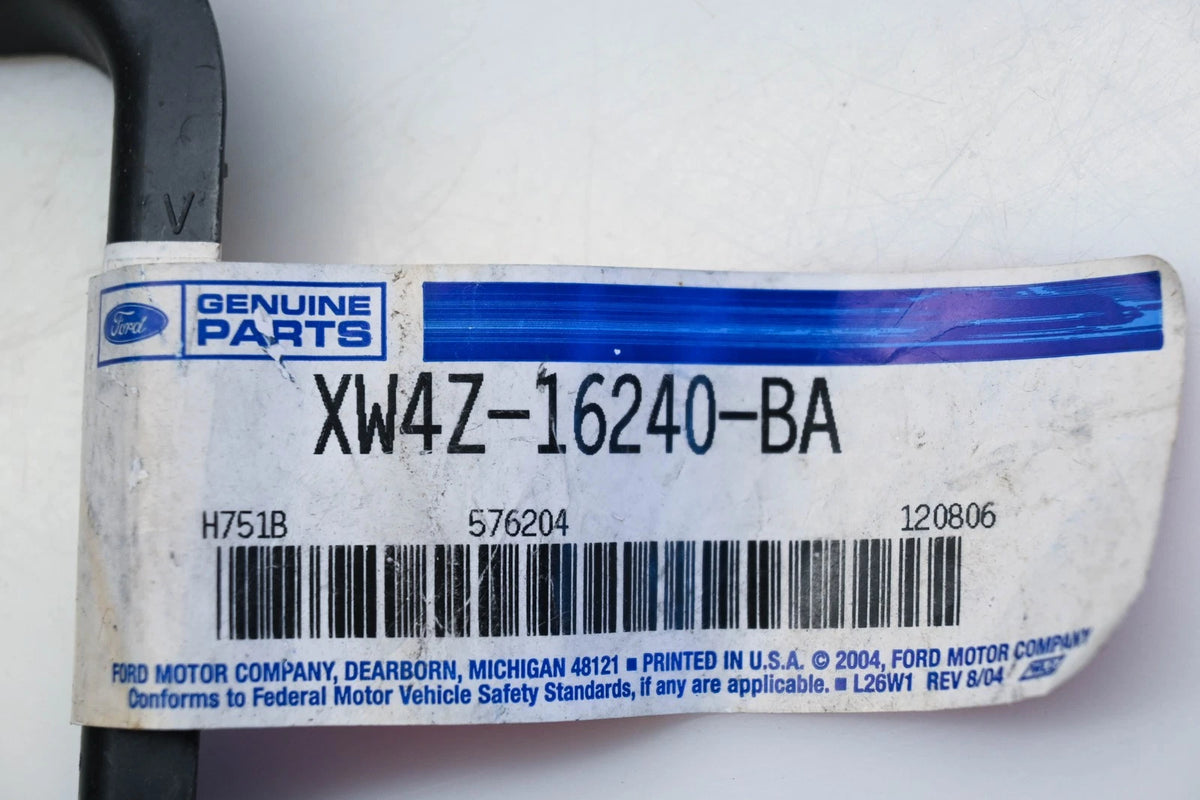 Rear Left Seal for Ford (XW4Z-16240-BA, XW43-160189-AB)