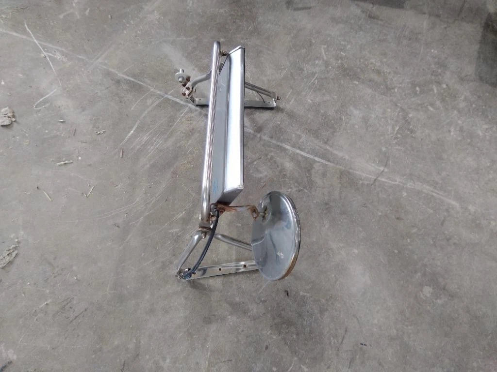 Left Door Mirror for Freightliner FLC112 (1988)