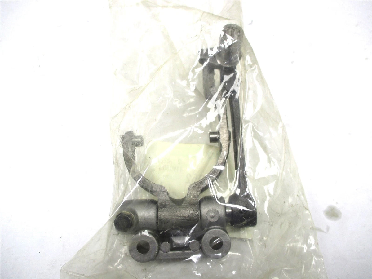 Fork Lever for Kubota D902 (1E132-56052, 1E132-56054)