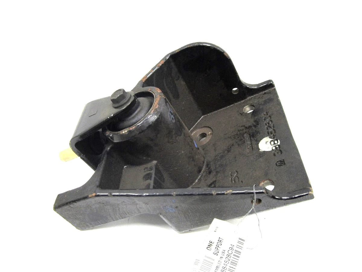 LH Front Outer Cab Mount for International Bus (3884528C93, 3884528C94)