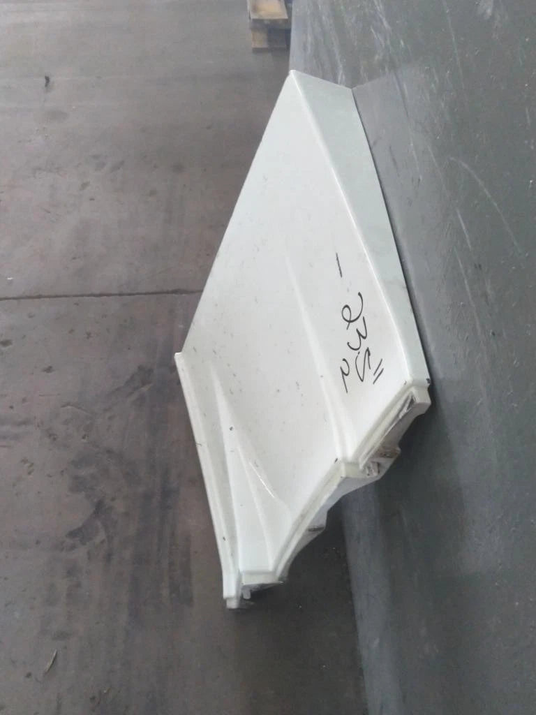 Side Fairing Right for Freightliner Cascadia 125 (2016)