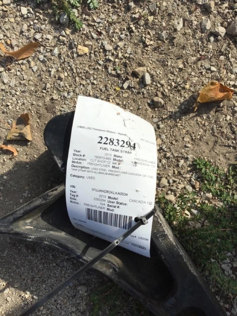Fuel Tank Strap for Freightliner Cascadia 126 (2019)