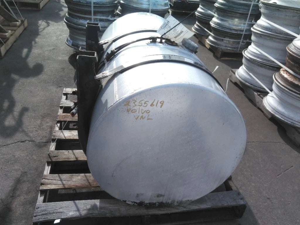 Fuel Tank Left for Volvo VNL (2004–2018) MD