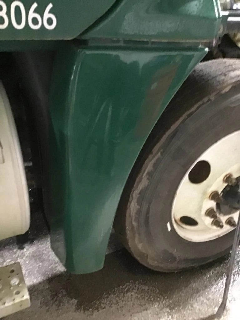Fender Extension for Freightliner Cascadia 125 (2010) Right