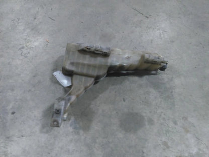 Radiator Overflow Tank for Peterbilt 579 (2017)