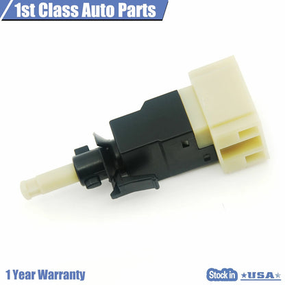 Brake Light Switch for Mercedes-Benz W210 W203 E320 ML320 G500 G550 (1996–2006) 0215452109