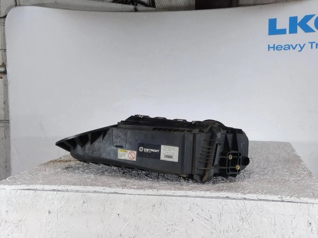 Air Cleaner for Freightliner Cascadia 126 (2020)