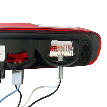 Center High Mount Stop Light Third Brake Light Assembly for Silverado (2014–2018)