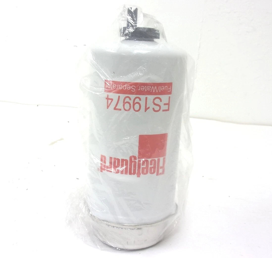 Fleetguard Fuel/Water Separator Filter FS19974 33808 WF10159 for Fleetguard